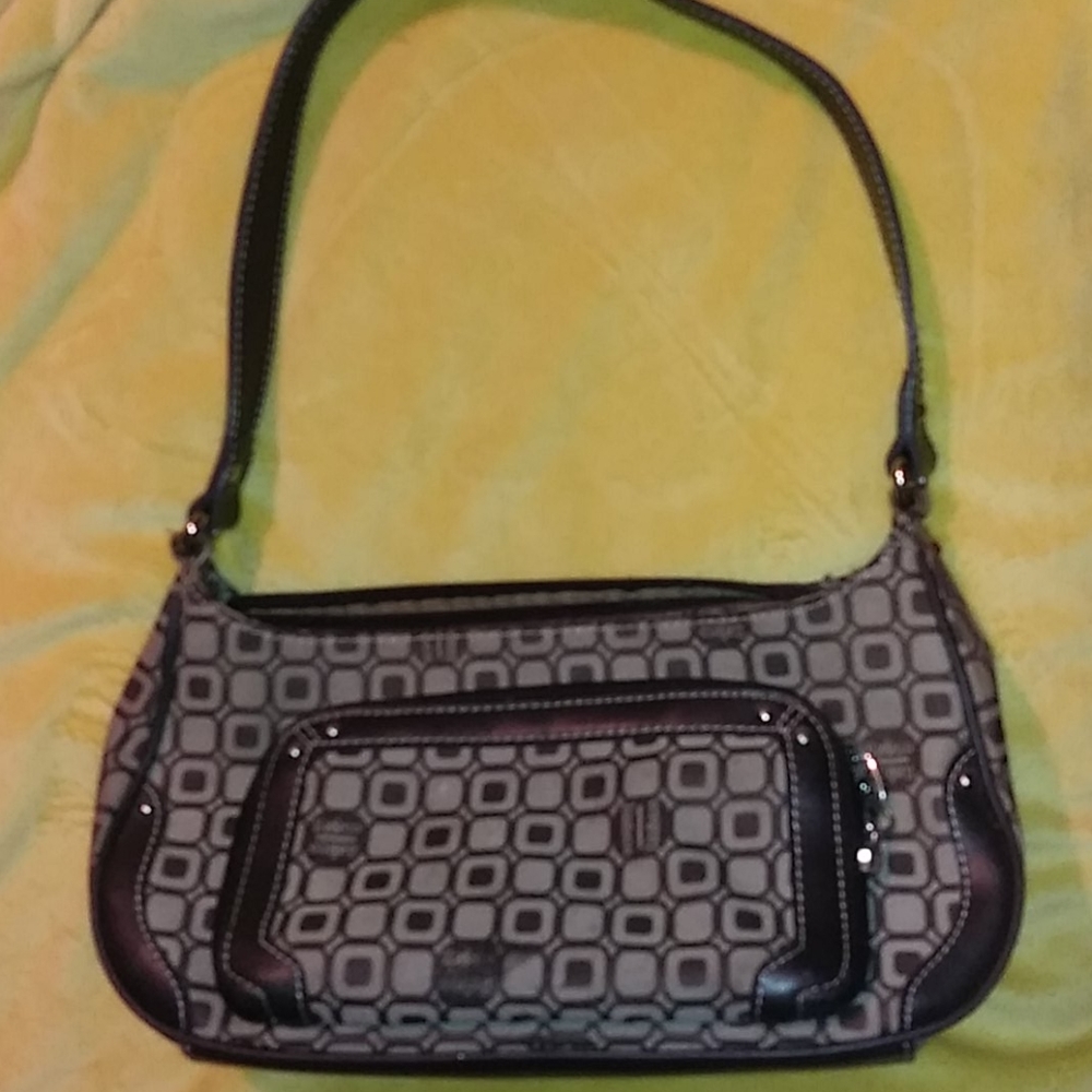 Liz & Co Small Handbag